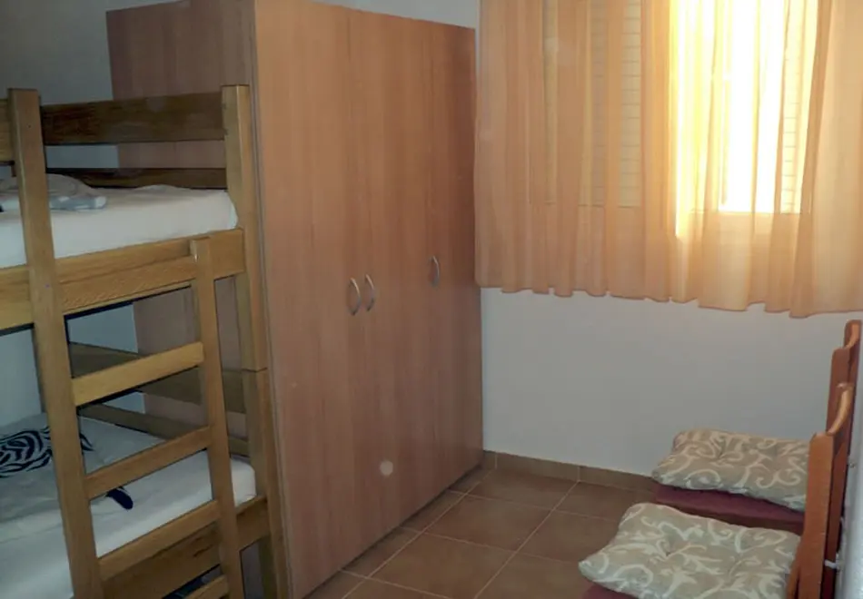Schlafzimmer 3